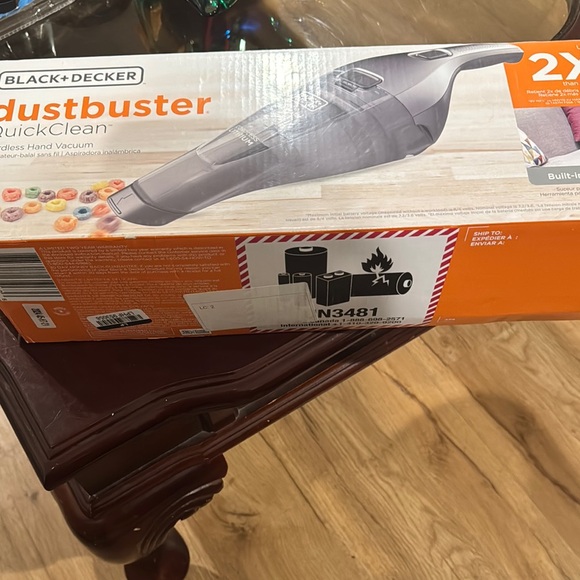BLACK+DECKER Dustbuster WDA315J-QW – Aspirateur Main Sans Fil Humide & Sec 10,8V Puissant